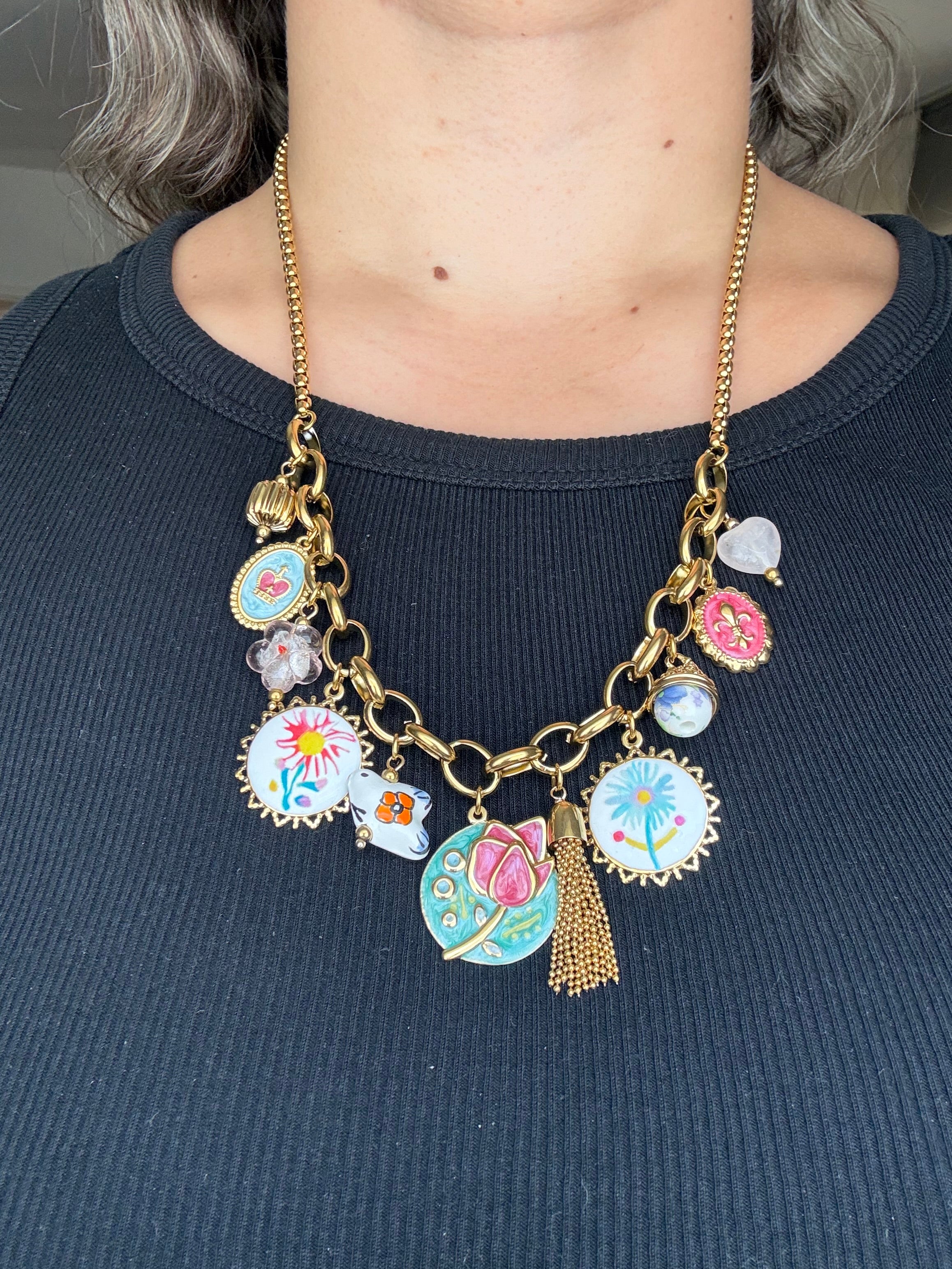 Collier Holy